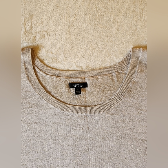 Apt. 9 - 3/4 Sleeve Metallic Accent Top XL - Picture 4 of 8